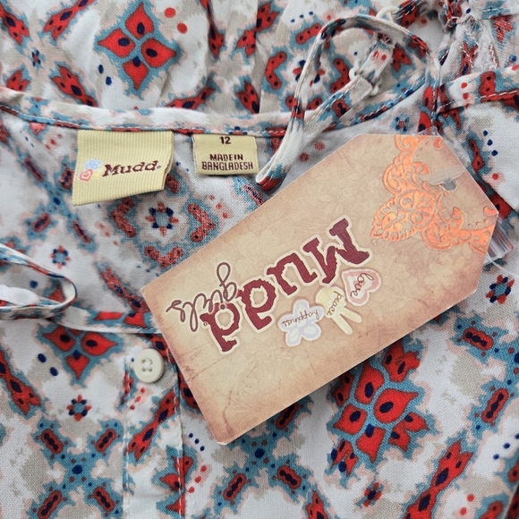 Cute Cold Shoulder Dress NWT - Picture 8 of 8